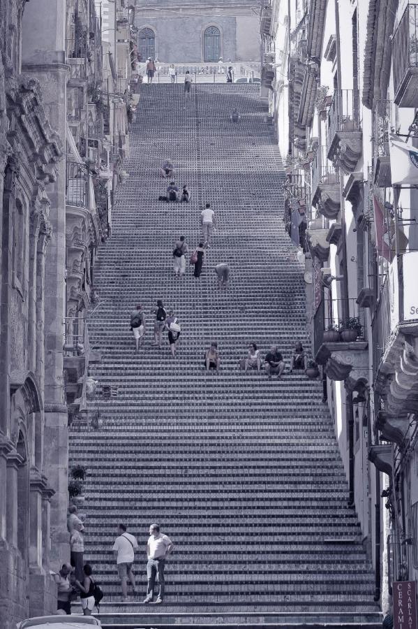 칼타기론 La Majolica Stair 빌라 외부 사진